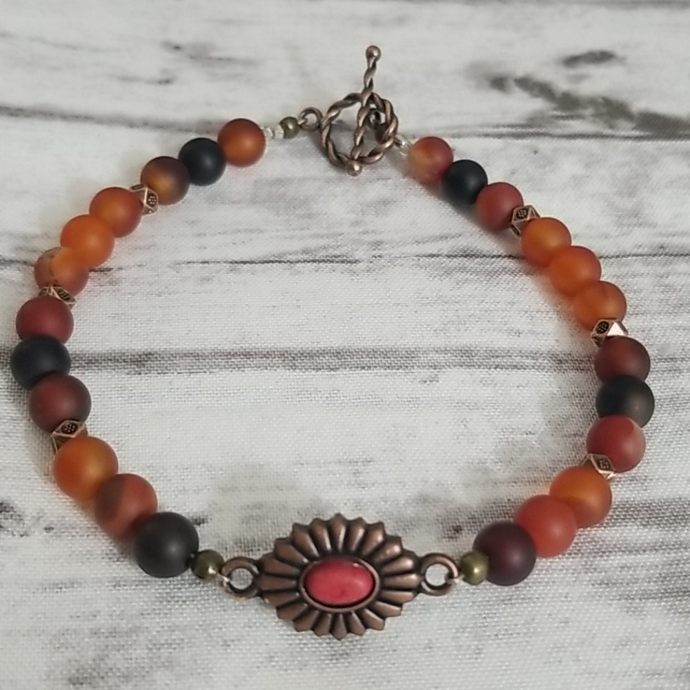 Multi shades of red & orange agate beaded bracelet